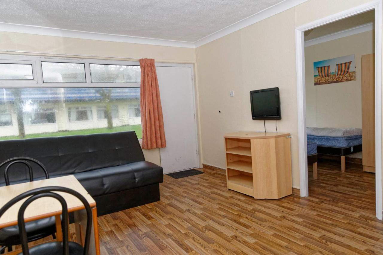 Pontins - Camber Sands Holiday Park Екстер'єр фото